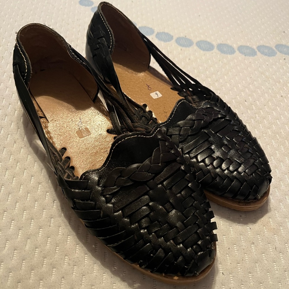 Sandals - Picture 4 of 4